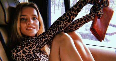 36-летняя Наталья Водянова в полупрозрачном наряде выглядит моложе своих 25-летних коллег - leprechaun.land - Париж