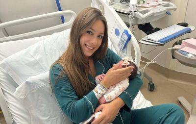 Победительница "Холостяка" Александра Шульгина рассекретила имя новорожденной дочери и показала ее лицо (ФОТО) - hochu.ua