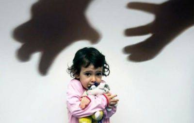 Защитим детей от обидчиков! Всемирный день предотвращения насилия над детьми 2023 - hochu.ua - Украина