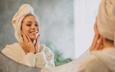 Теплый душ и увлажнение: несколько советов, как правильно ухаживать за кожей в отопительный сезон - hochu.ua