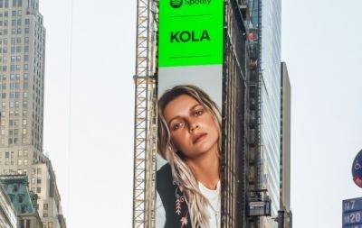 Знай наших! KOLA появилась на билборде в Нью-Йорке на Times Square с песней "Бути простим" (ВИДЕО) - hochu.ua - Украина - Нью-Йорк - Нью-Йорк