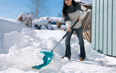 Лучшие лайфхаки для уборки снега возле дома: ТОП-5 советов, чтобы ваши ручки не устали - hochu.ua