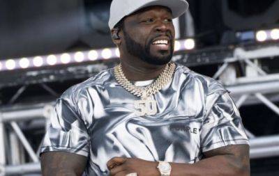 Разбил голову фанатке. 50 Cent попал в неприятный инцидент - hochu.ua - Украина - Лос-Анджелес