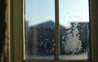 Утепляем окна в доме за сущие копейки: хитрый трюк, который сэкономит деньги и сохранит тепло - hochu.ua