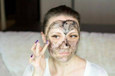 Как убрать черные точки на лице и сузить поры: советует косметолог - vikna.tv