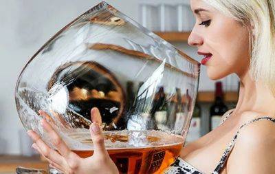 Действительно ли небольшая доза алкоголя "не навредит"? Ученые дали однозначный ответ - hochu.ua - Германия