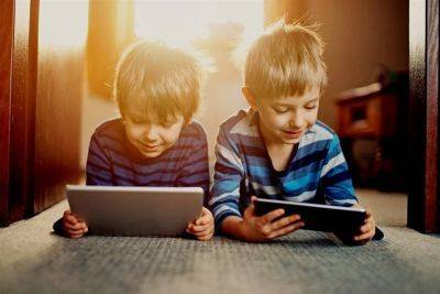 Зависимость от гаджетов у детей: как правильно распределить экранное время - miridei.com