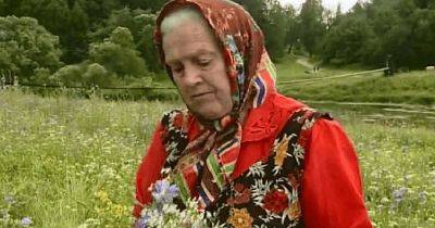 Монастырская травница: Не хотите болеть — накопайте себе три корня — лопуха, пырея и одуванчика - leprechaun.land - Россия